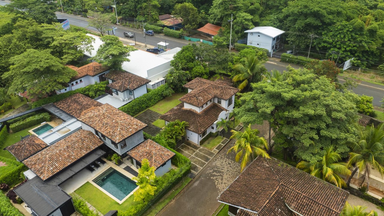 Casa Cali | Modern 3-Bedroom Turnkey Home in Pacific Residences – Minutes from Tamarindo Beach