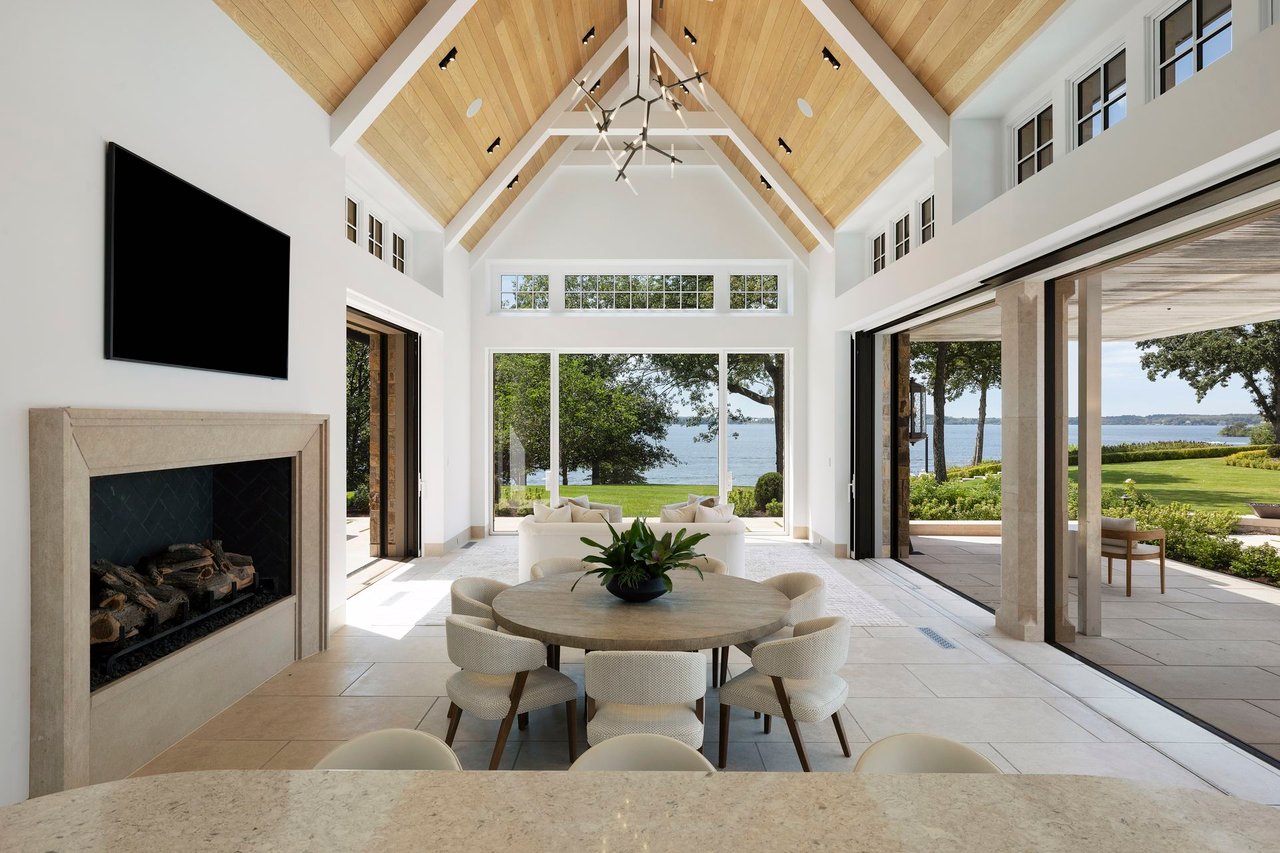 2770 Gale Road, Wayzata