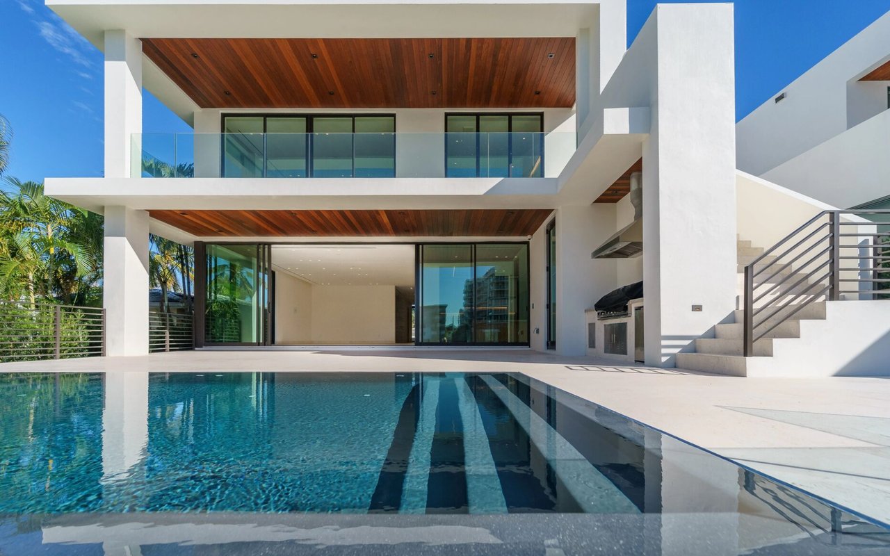 Amber Creek Townhomes Homes with Dog Park Community Features