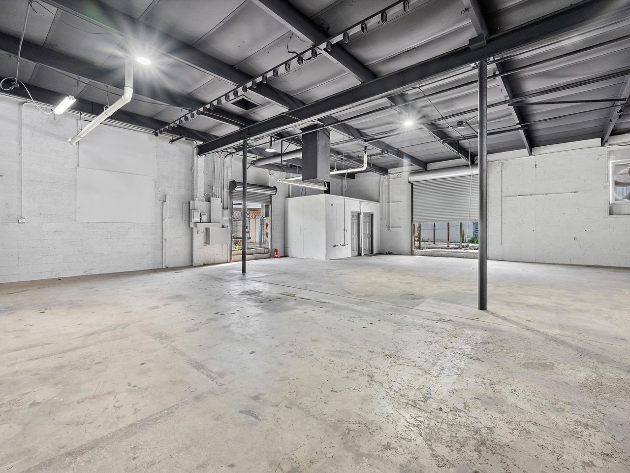 Just Listed: 7,800 Square Foot Industrial Warehouse in Hialeah