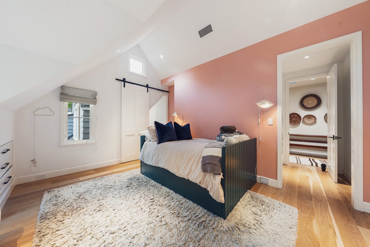 2600 Mandeville Canyon Rd, Brentwood