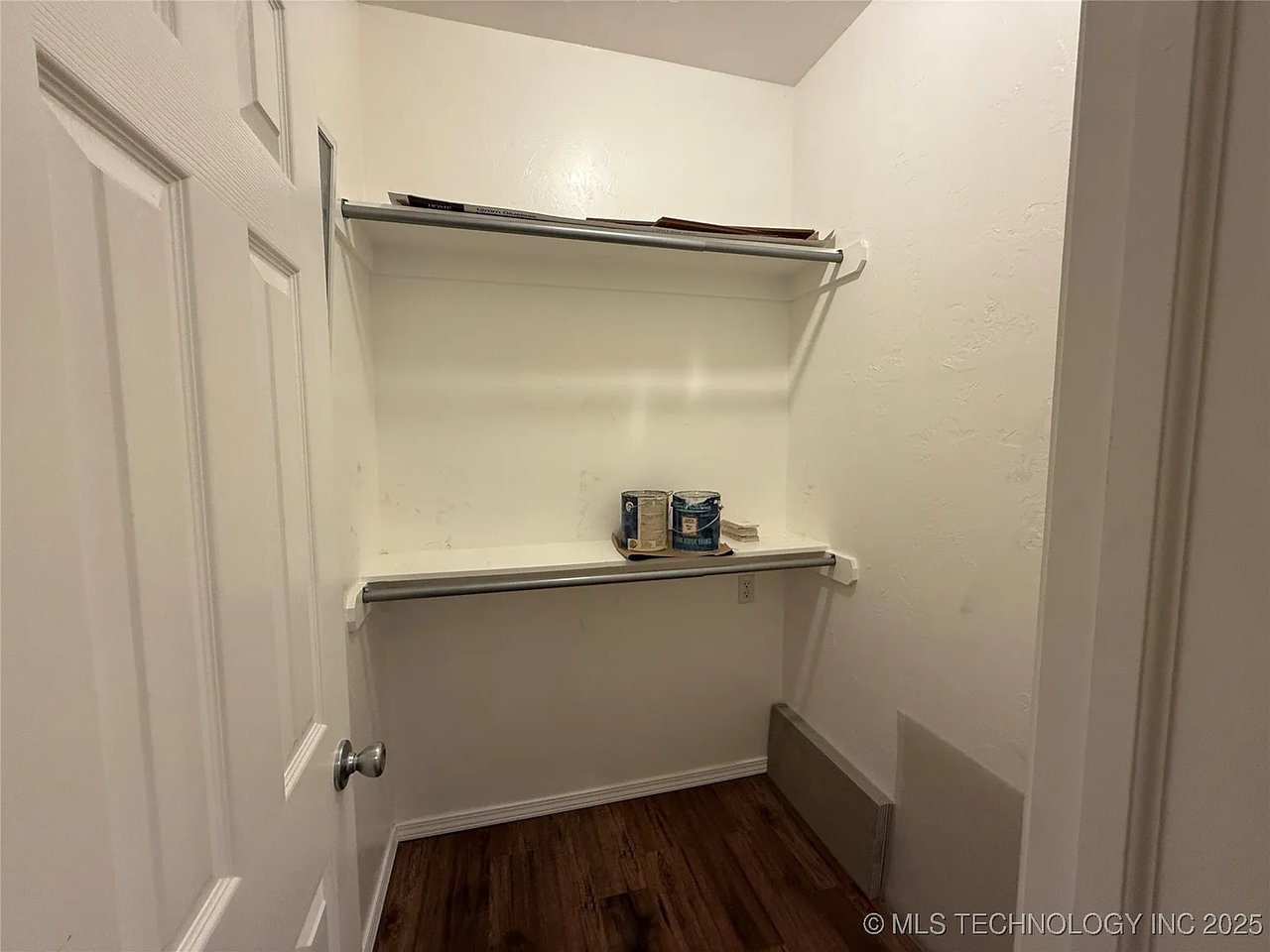 116 SW 5th St