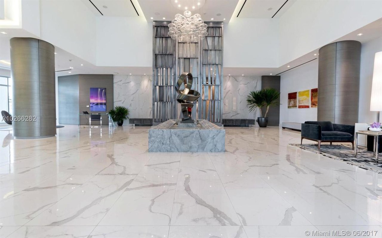 17111 Biscayne Blvd, #708