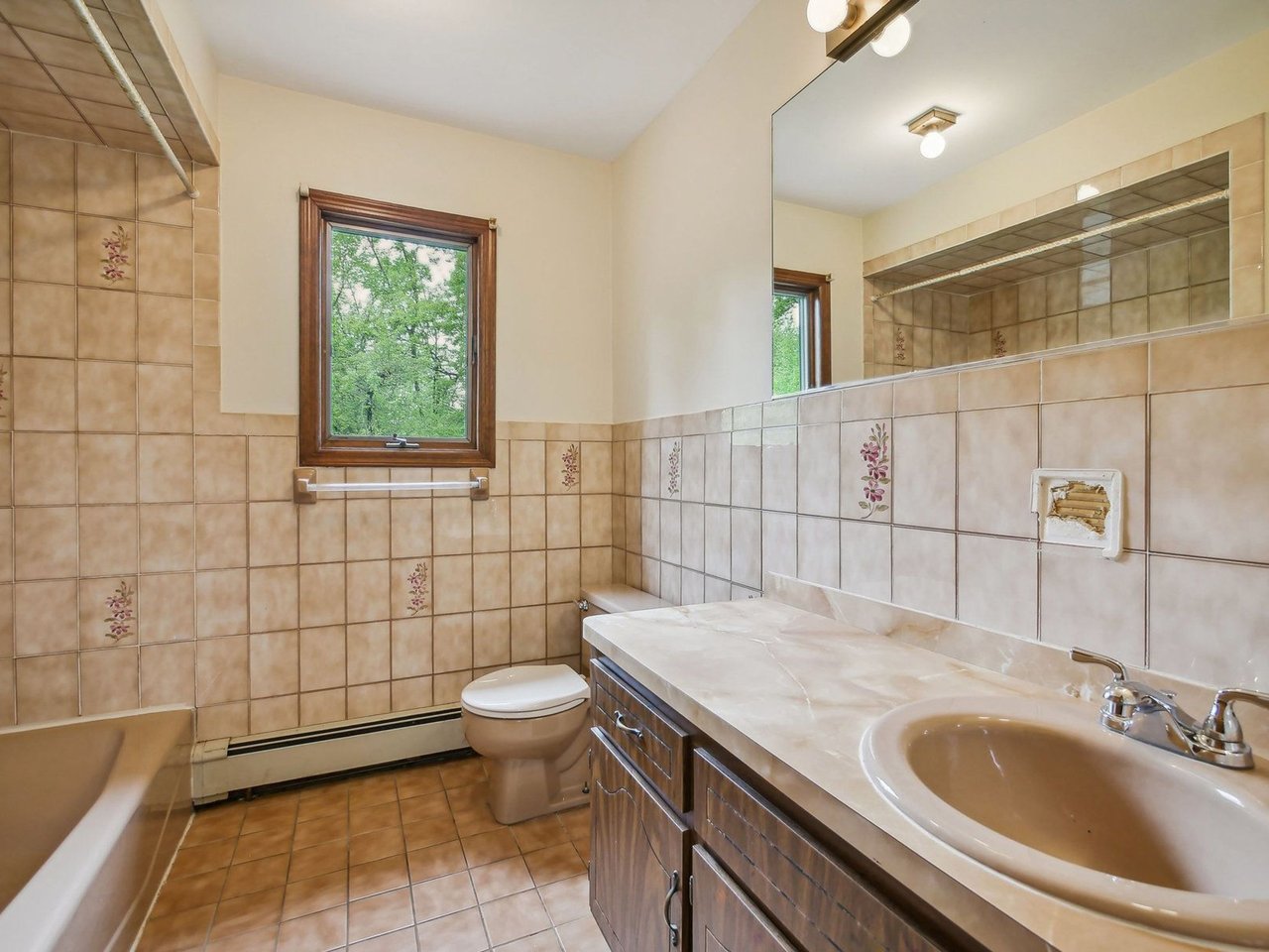 Exclusive Duplex Listing 2 Colby Court Lincoln Park, NJ