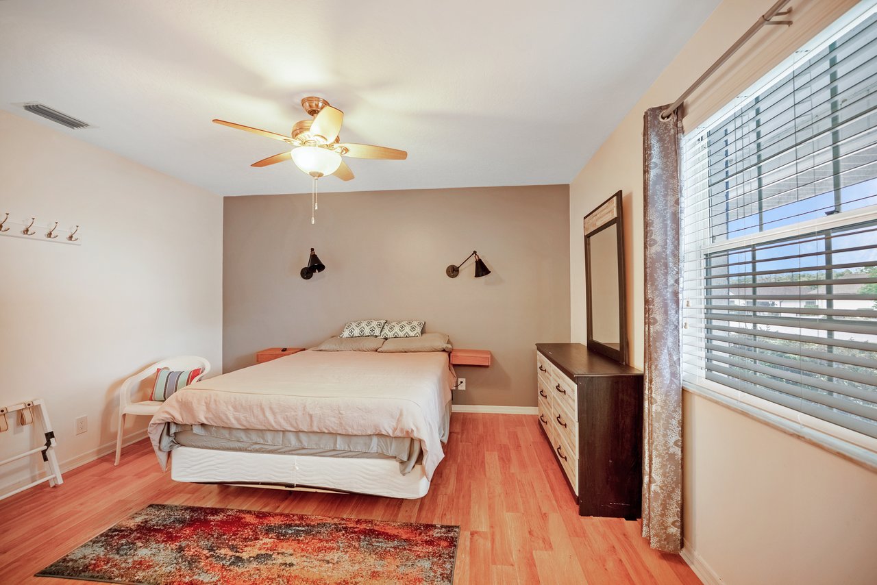 3380 NW 44th ct