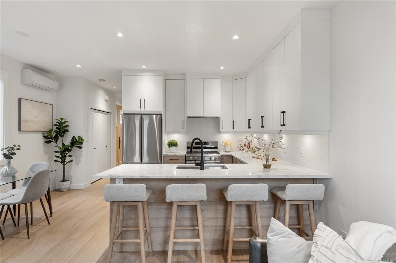 480 Grafton St, Esquimalt