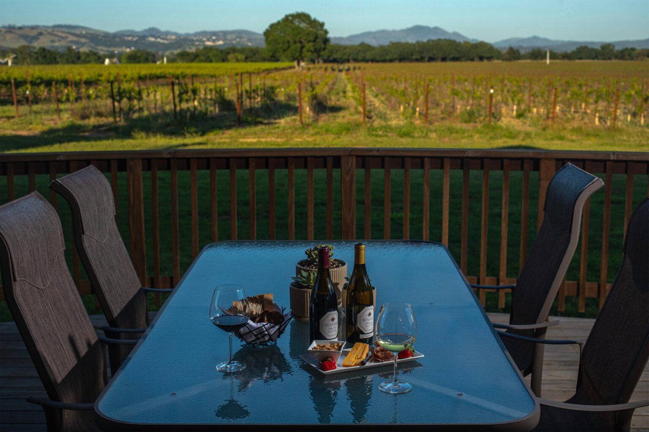 8 Sonoma Wineries Where You Can Spend the Night