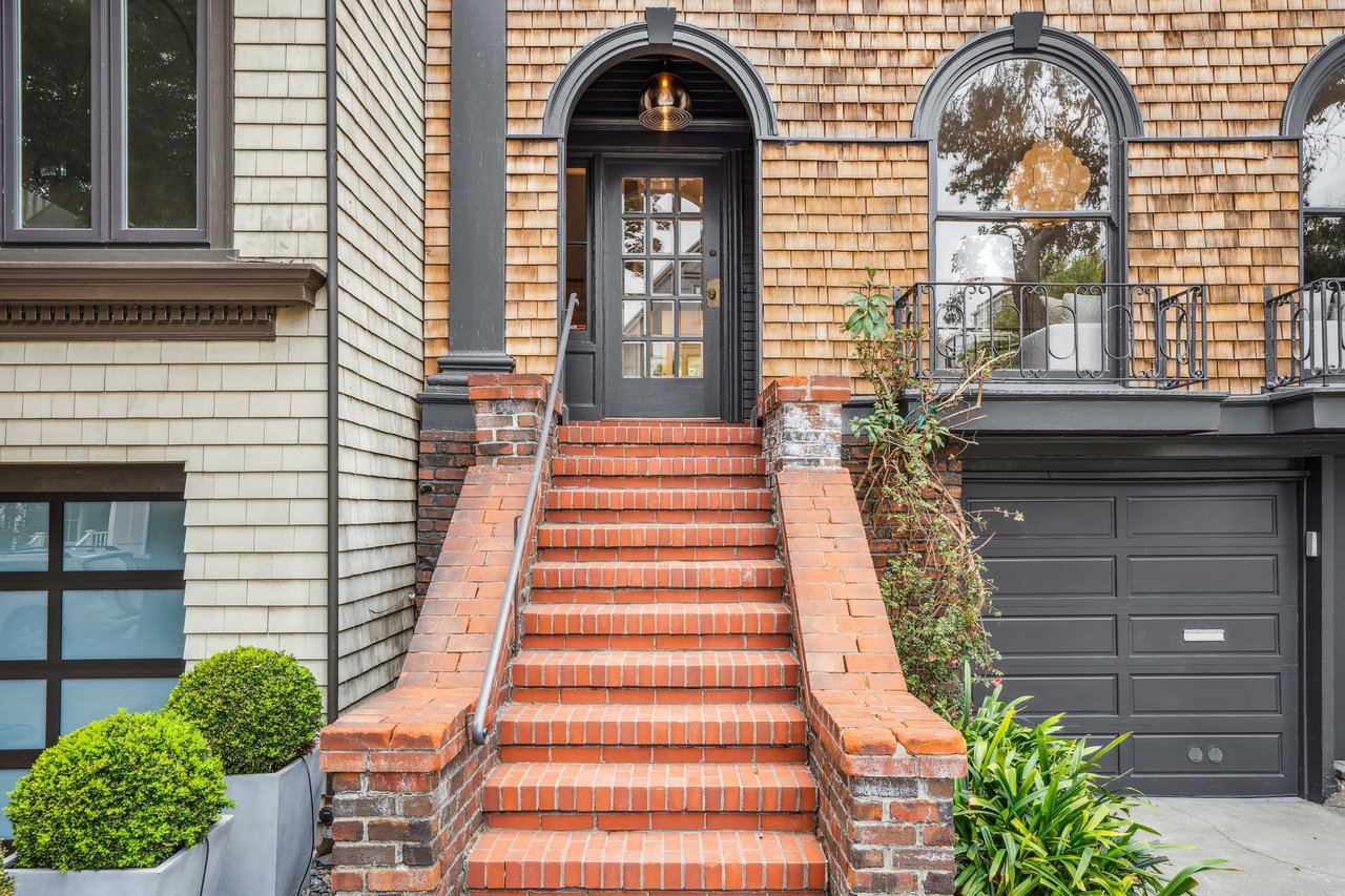 61 5th Avenue