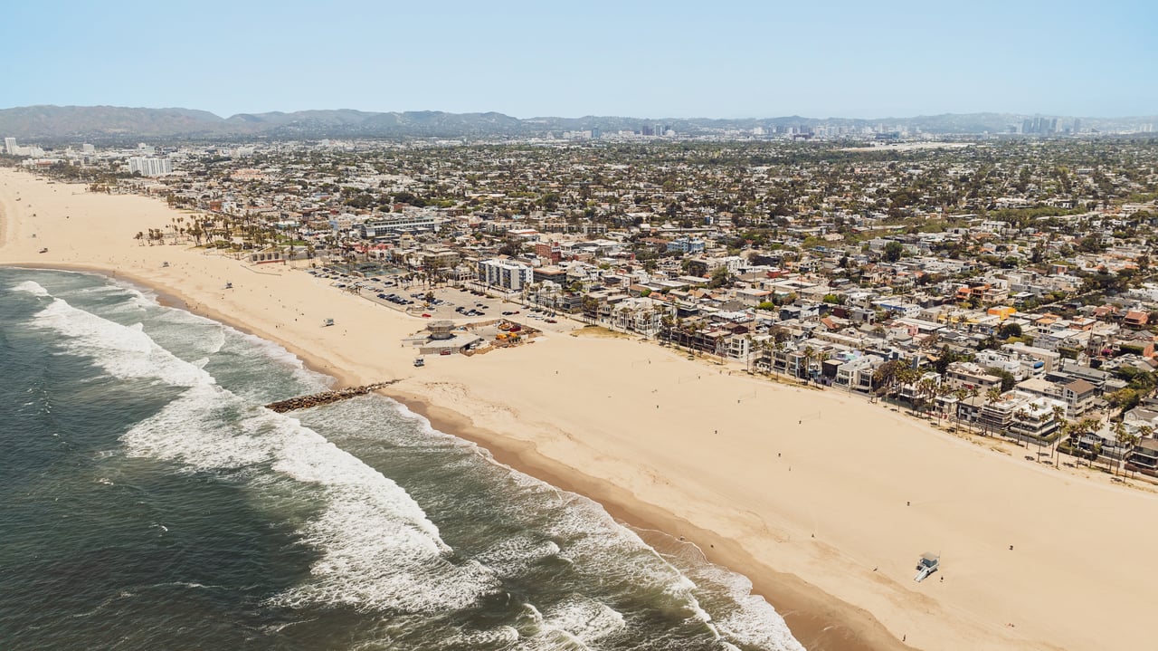 2609 Ocean Front Walk, Venice