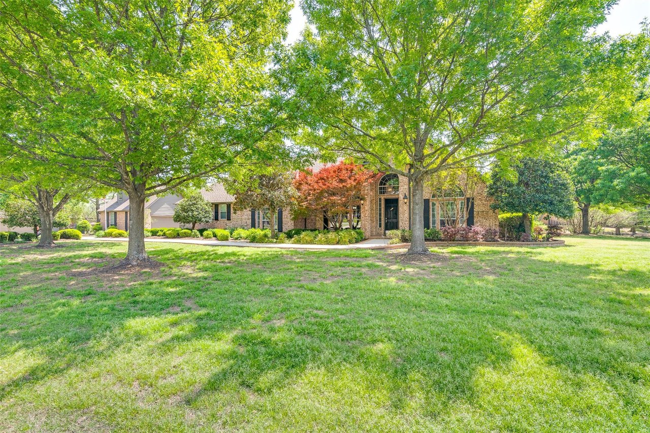 Angie Johnson Represents Buyer on 240 Arthur Court, Lucas