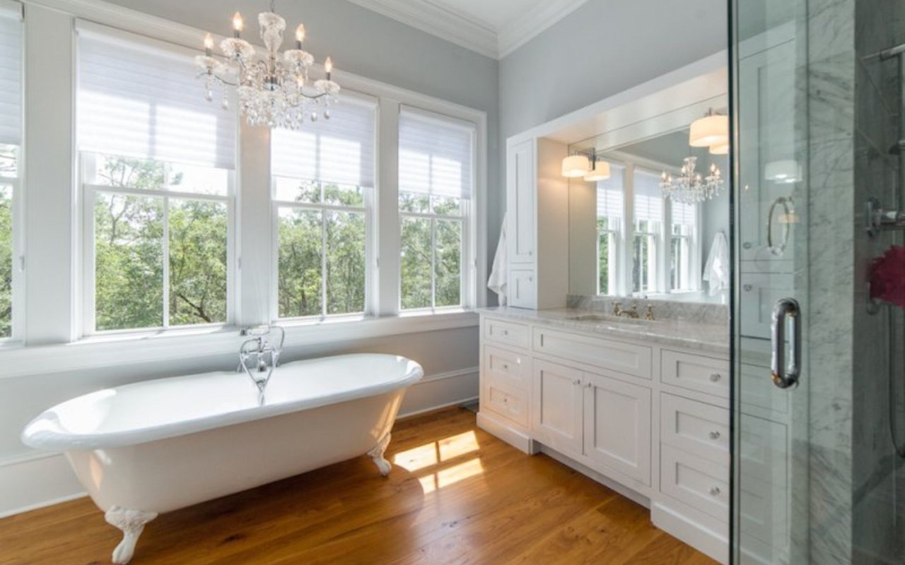 For Sale – Luxurious Master Baths