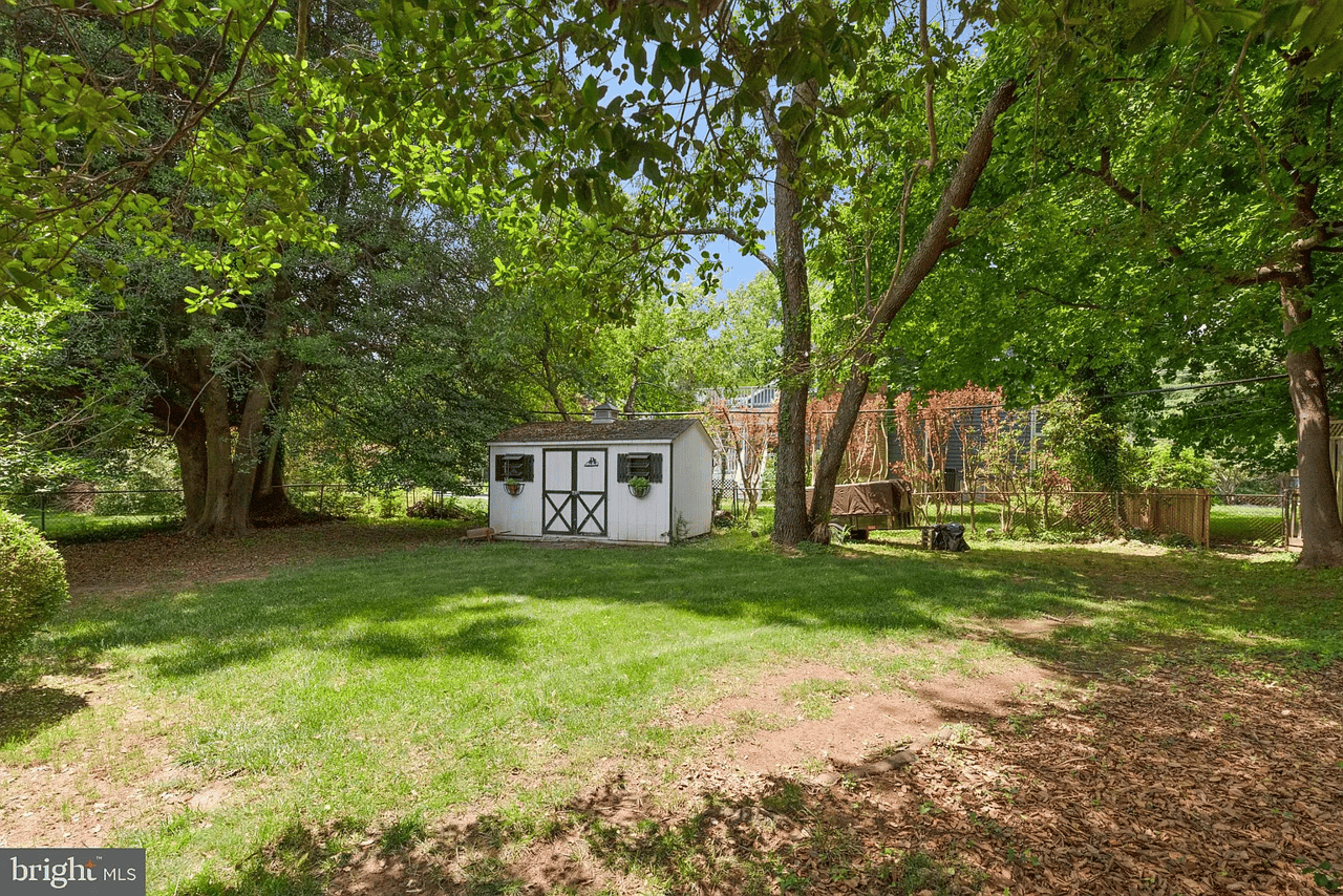 57 Bay Dr