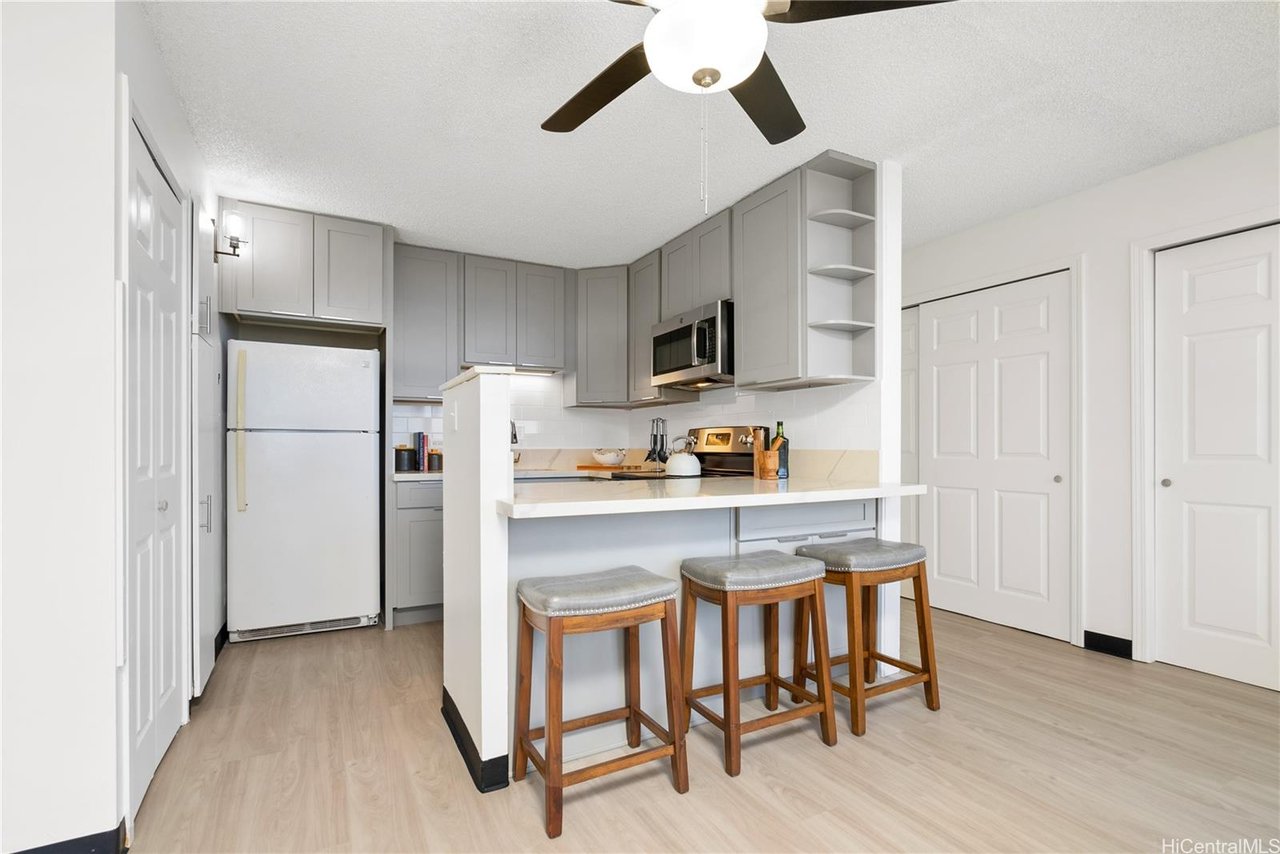 6710 Hawaii Kai Dr #1202, Honolulu 96825