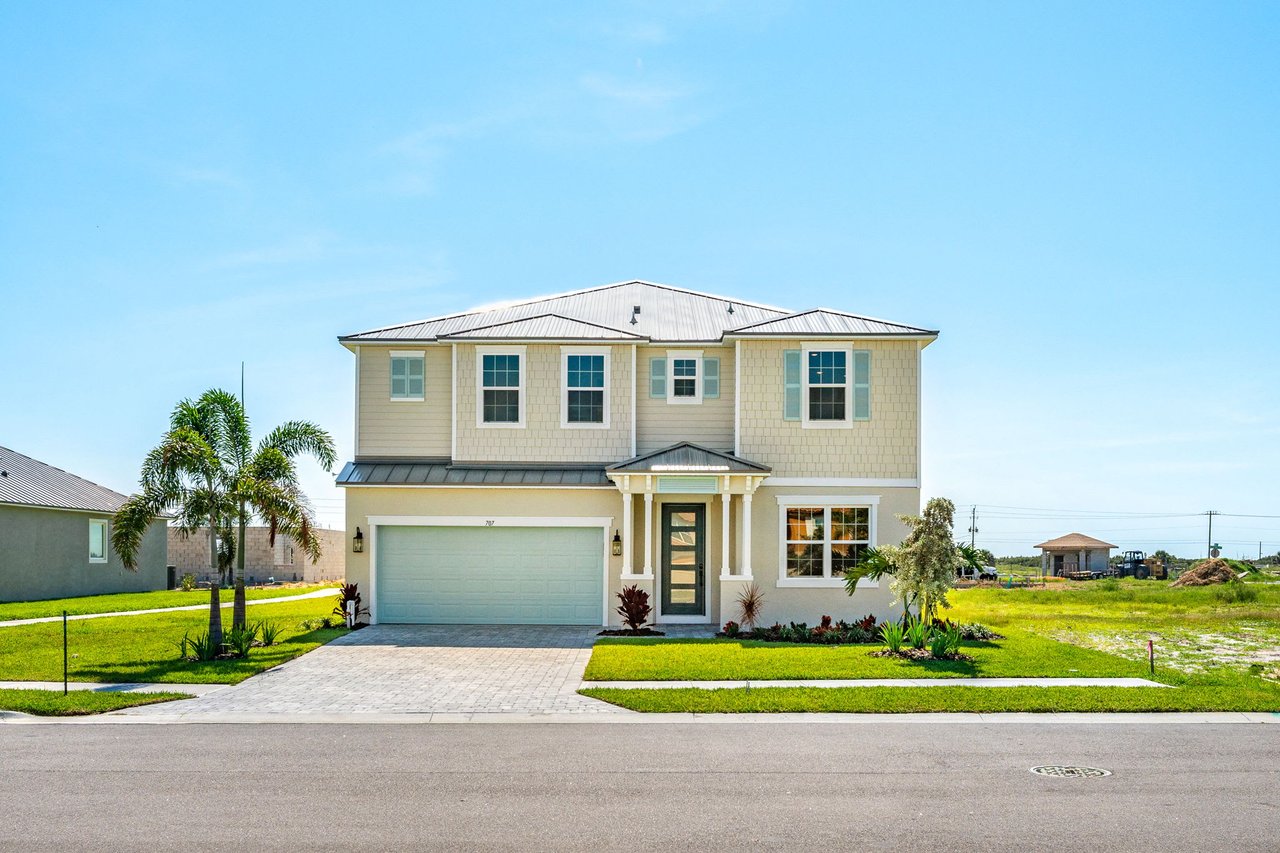 707 Clearwater Dr