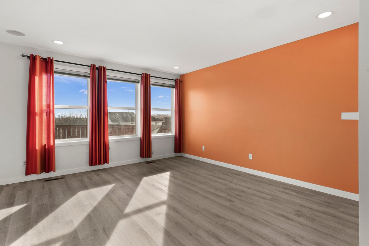 12345 Coventry Hills Way NE