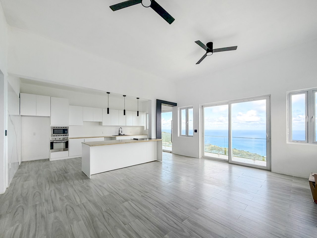 1104 Belle Vue 2 Bedroom Apartment