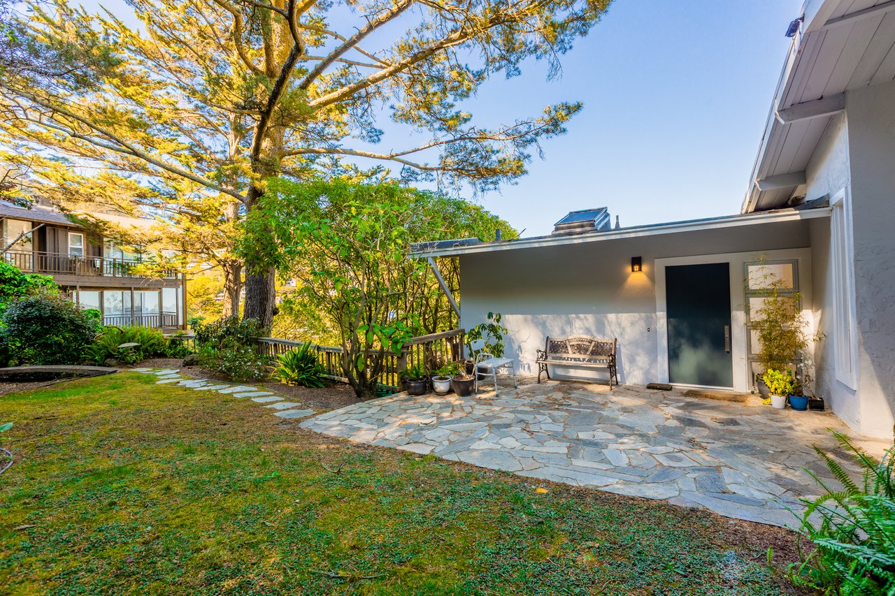 109 Marion Ave