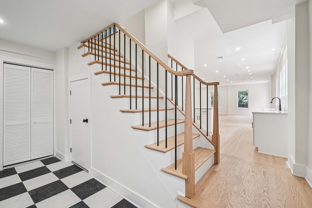 24 Tuers Place