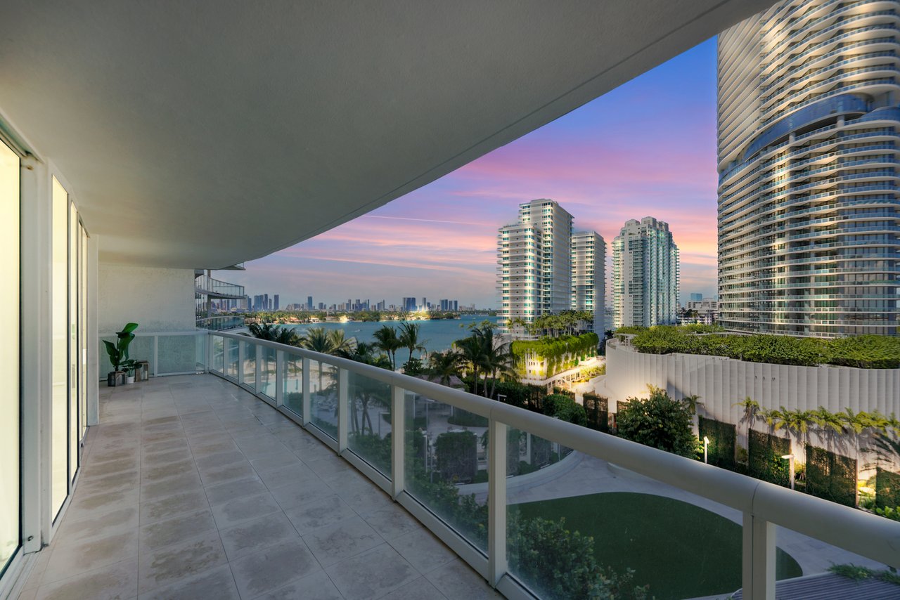 Icon South Beach Unit 906 | South Of Fifth