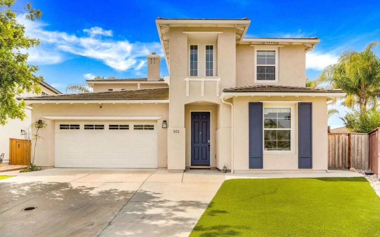 352 Corte Goleta