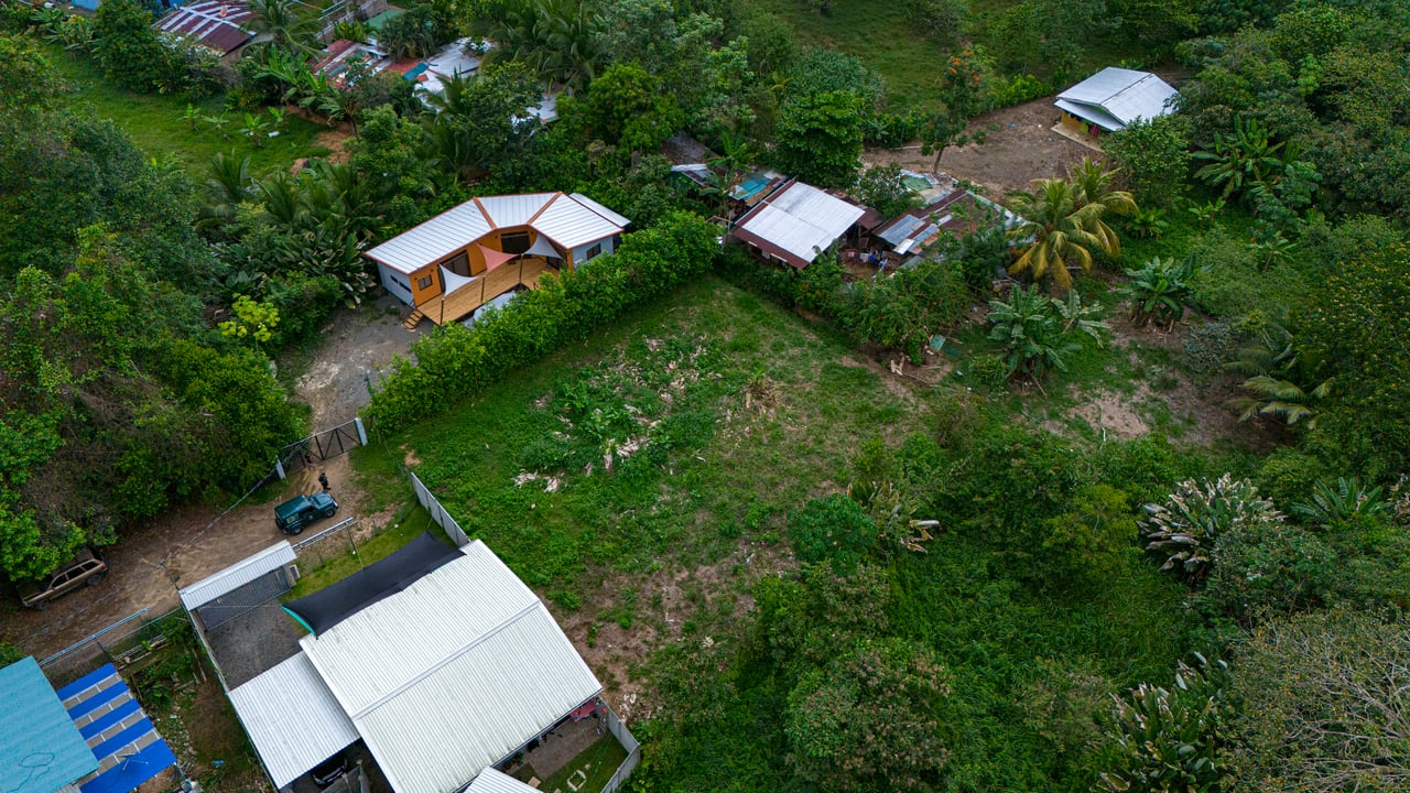 Affordable beach lot in Uvita