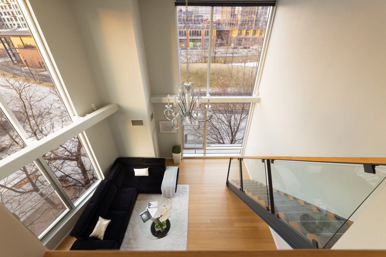 1 Earhart Street 322