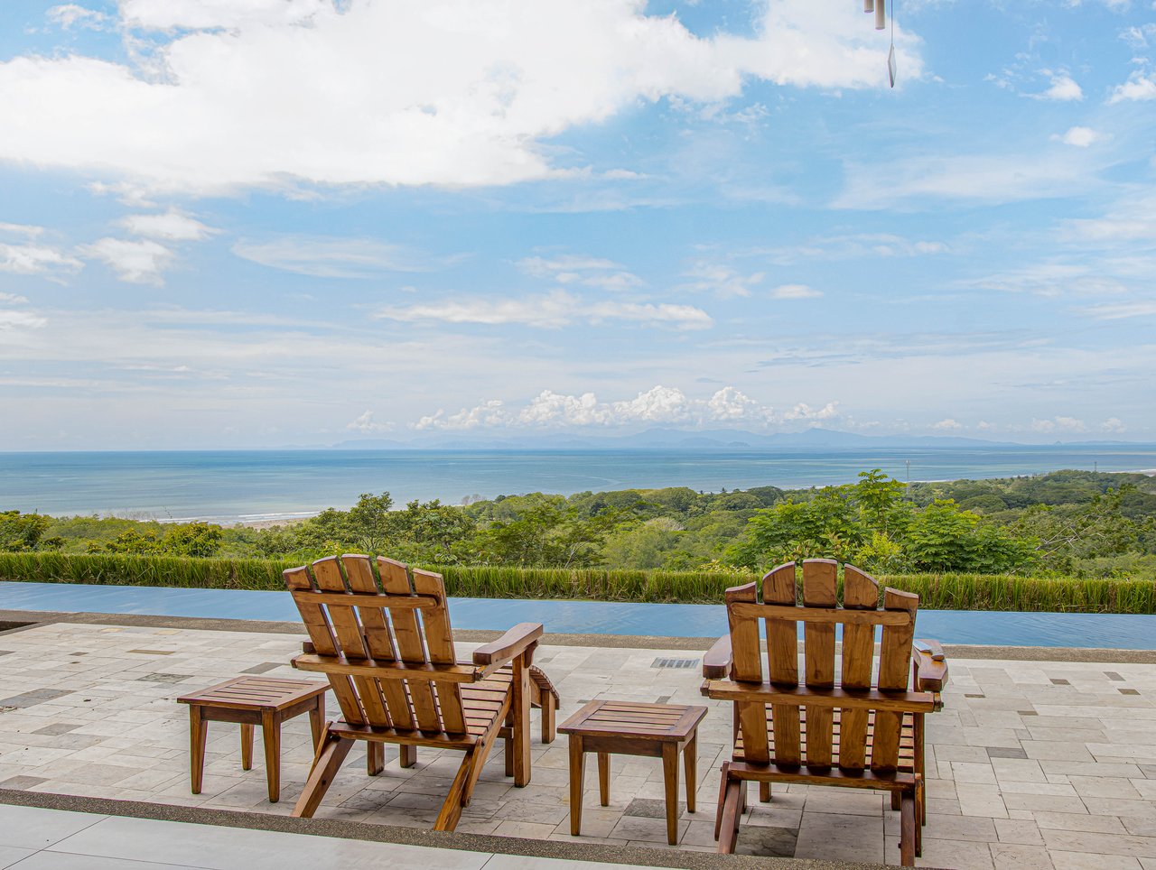 Nativa Contemporary Infinity Views | Luxury Rainforest Estate with Pacific Ocean Views