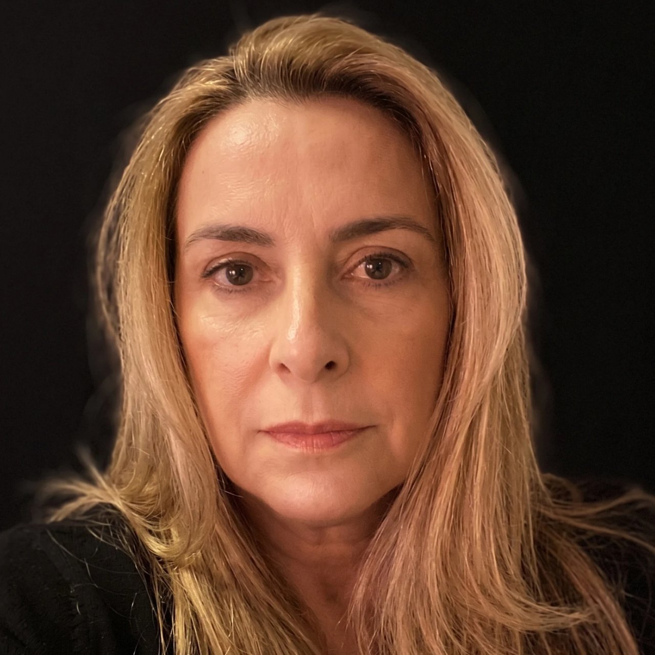 Sandra Diniz Grizi Newark, NJ Real Estate Agent Headshot