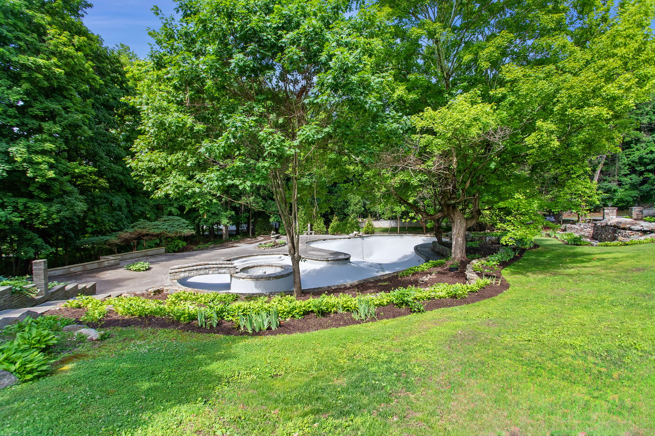 736 Croton Lake Road