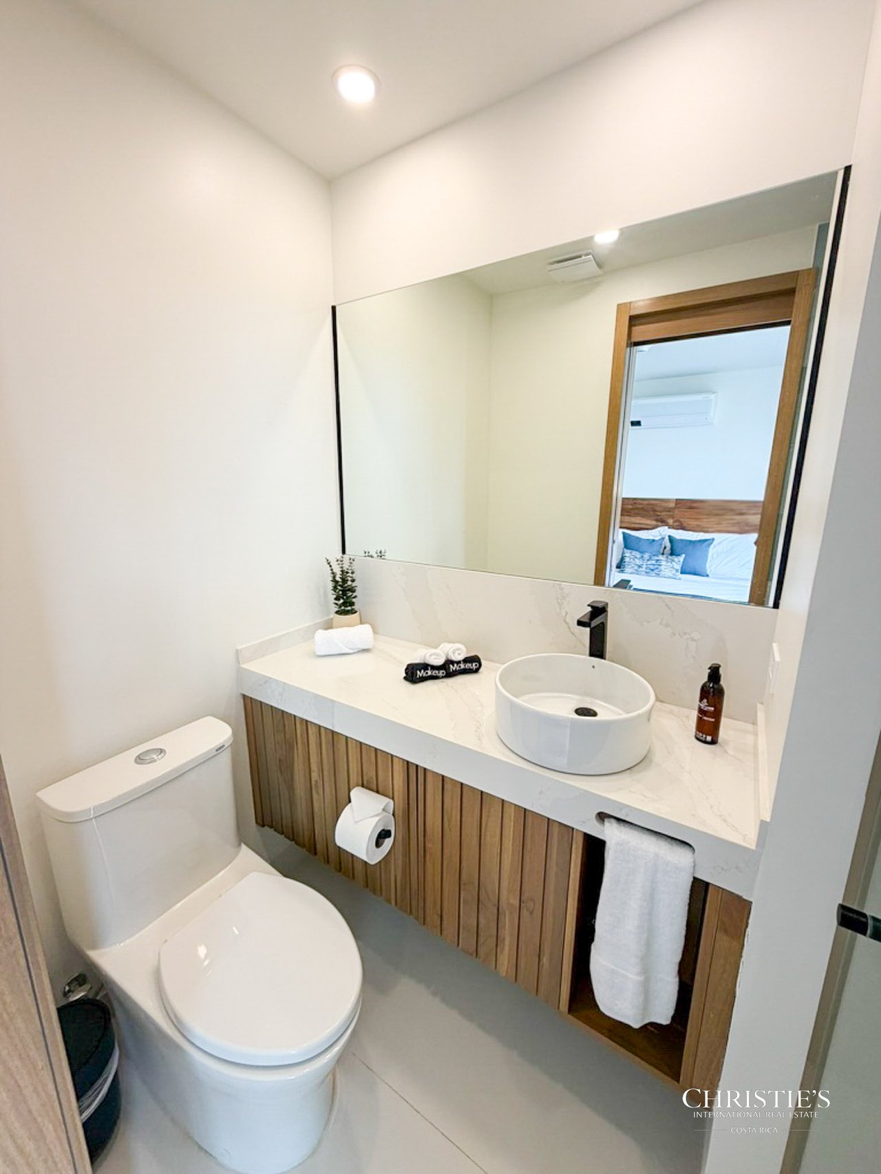 Mono Luxe Unit #17 — Three-Bedroom Residence