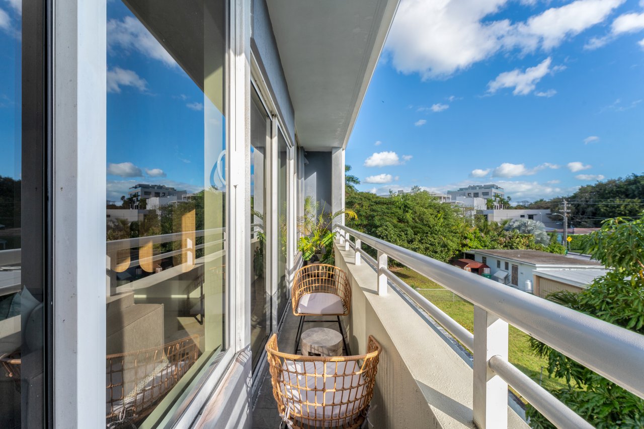 3250 Grand Avenue #306