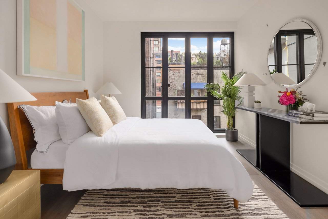 250 West 96th #15A