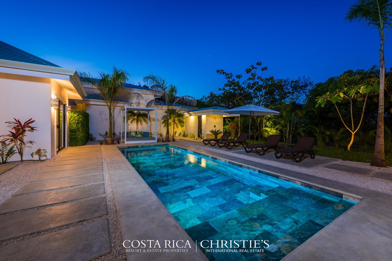 Luxury Coastal Estate in Tamarindo: The Oasis Residence