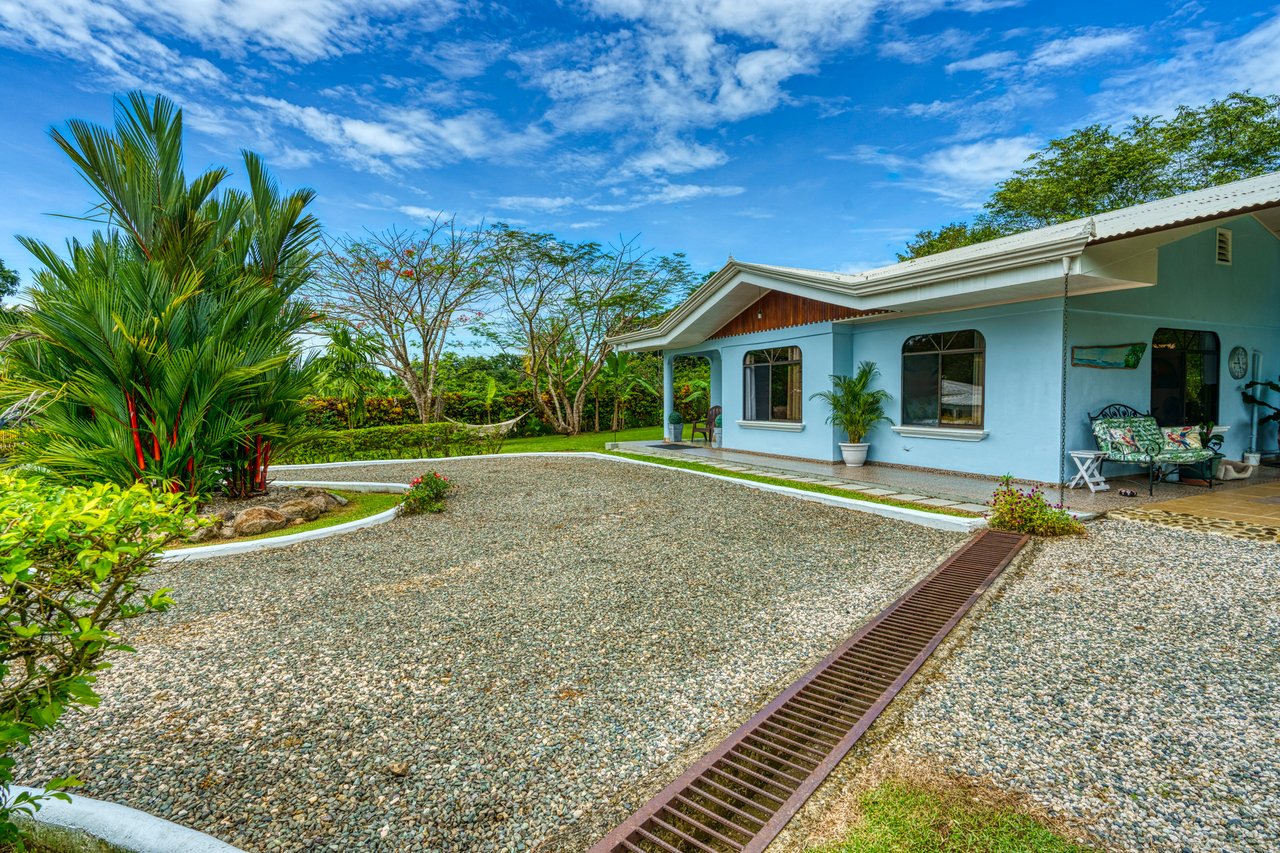 Casa Colibri - Easy Access, Beautiful, Private Lot