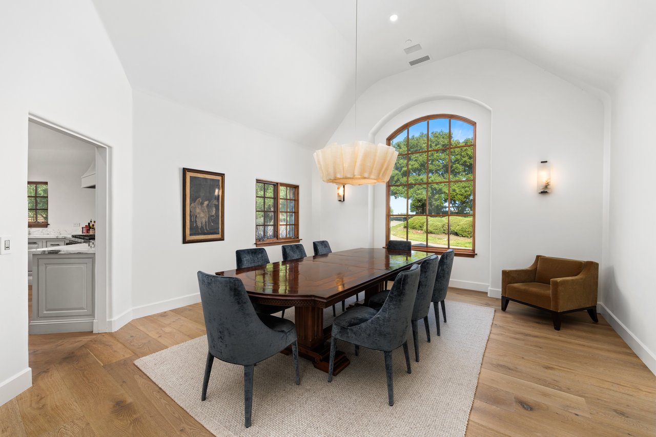 Regency Hills Estate