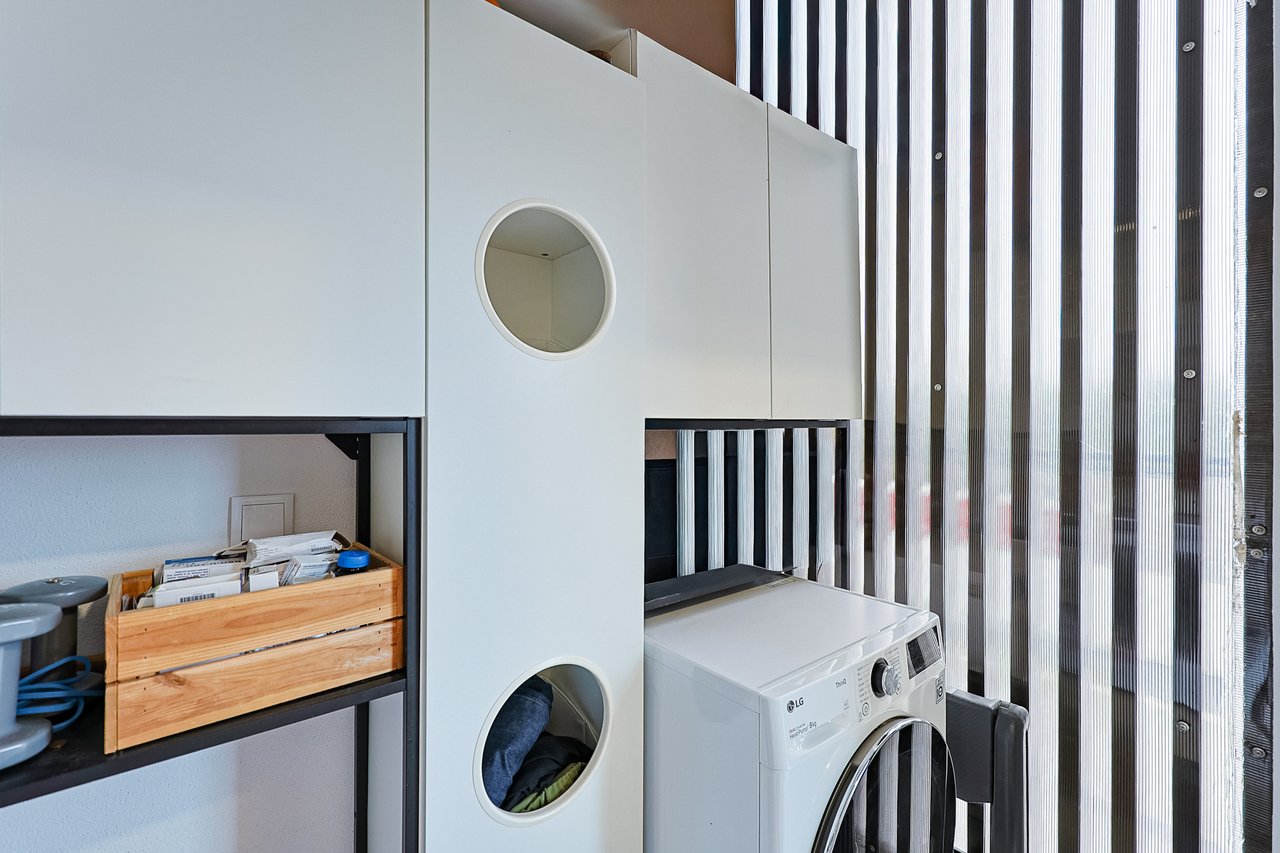 Modern 2-Bed, 2-Bath Apartment in Central Marinha Grande – Near Nazaré