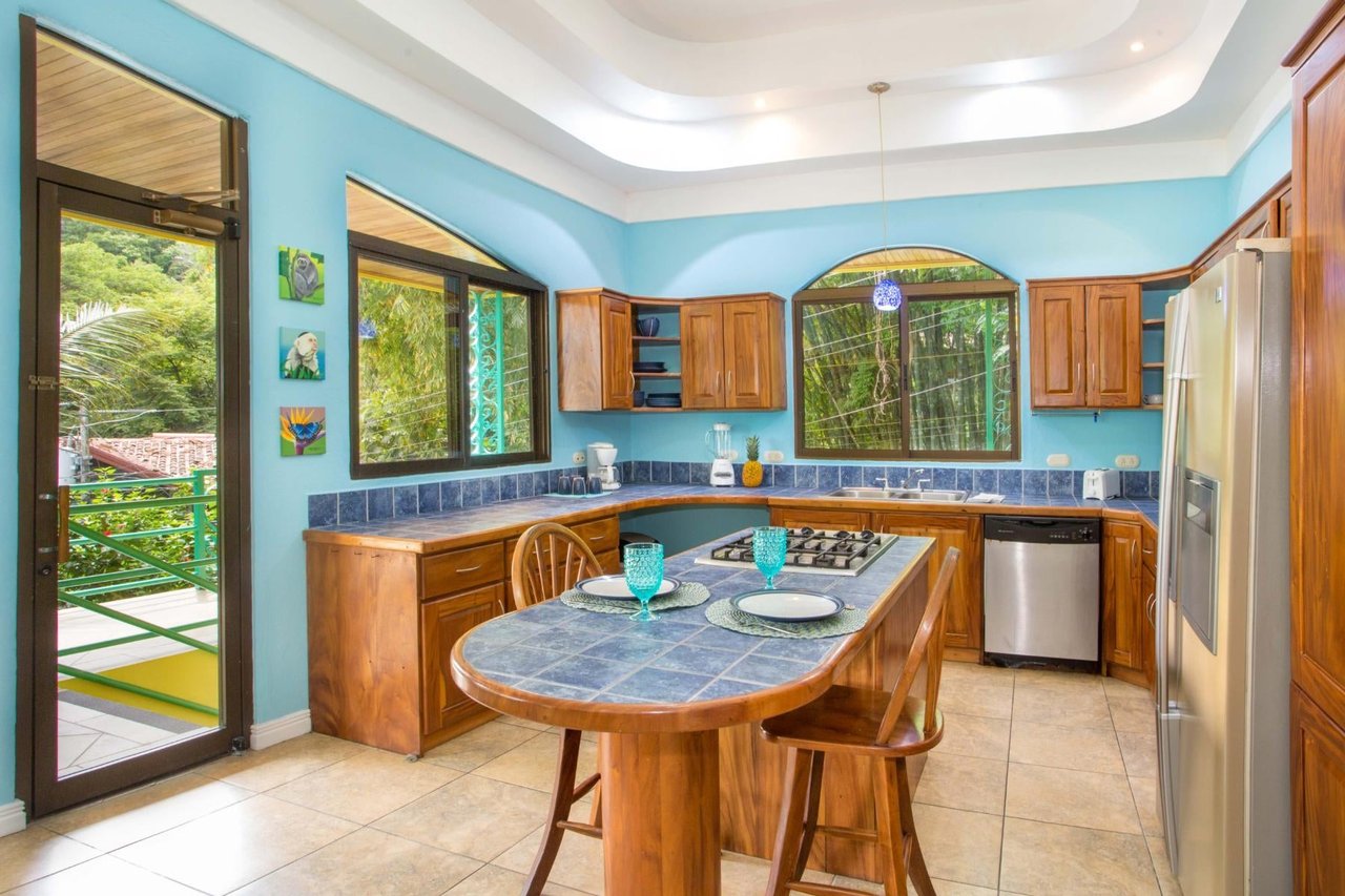 Furnished Jungle Rental Home, Manuel Antonio, Puntarenas