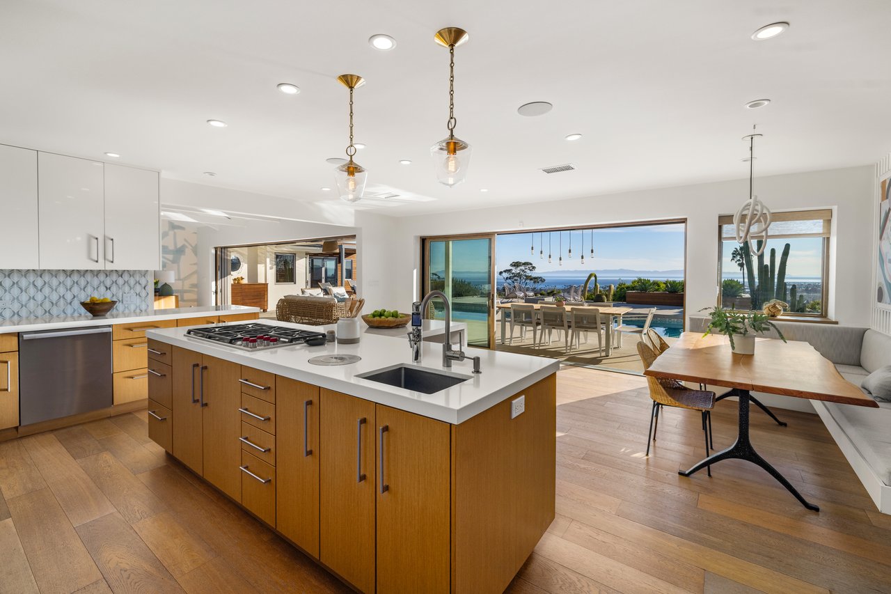 1522 Knoll Circle Drive