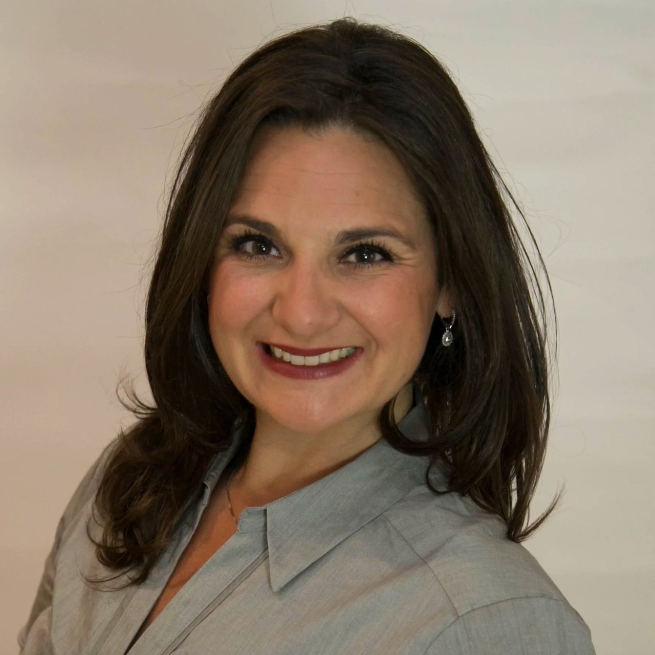 LeeAnne Trohon Danvers, MA Real Estate Agent Headshot