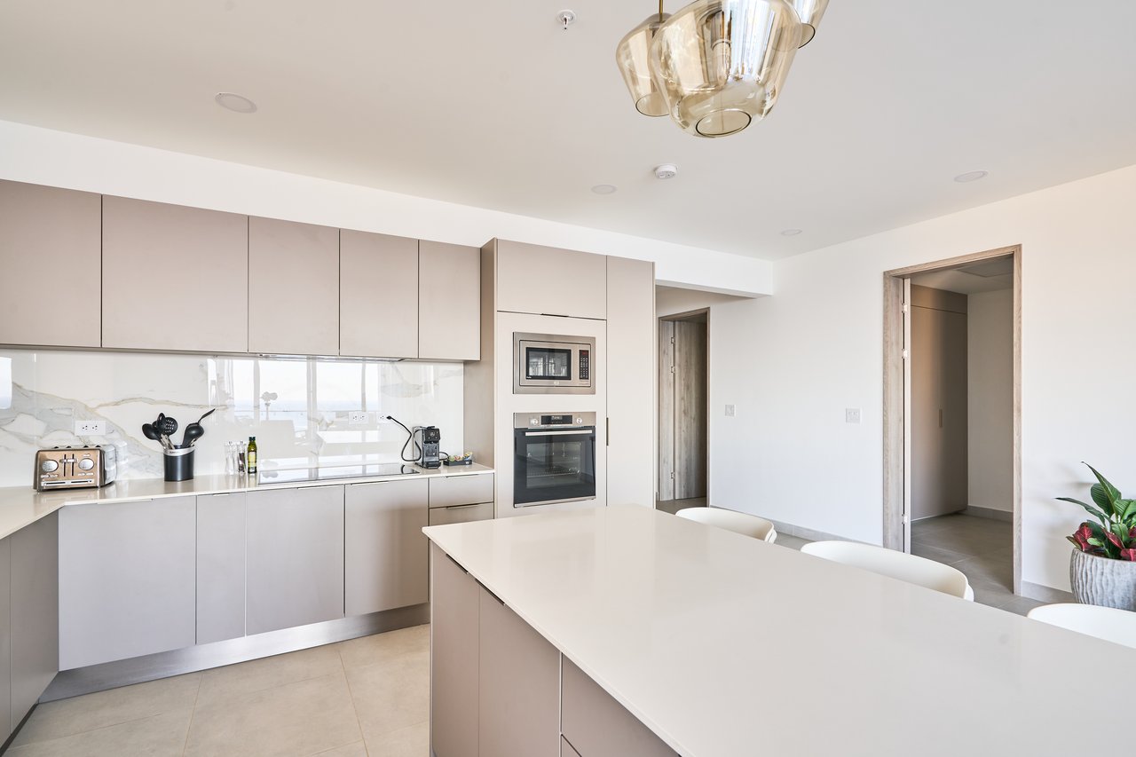 Residencia La Vista Tower C – 3 Bedroom | Elevated Ocean-View Living in Playa Tamarindo