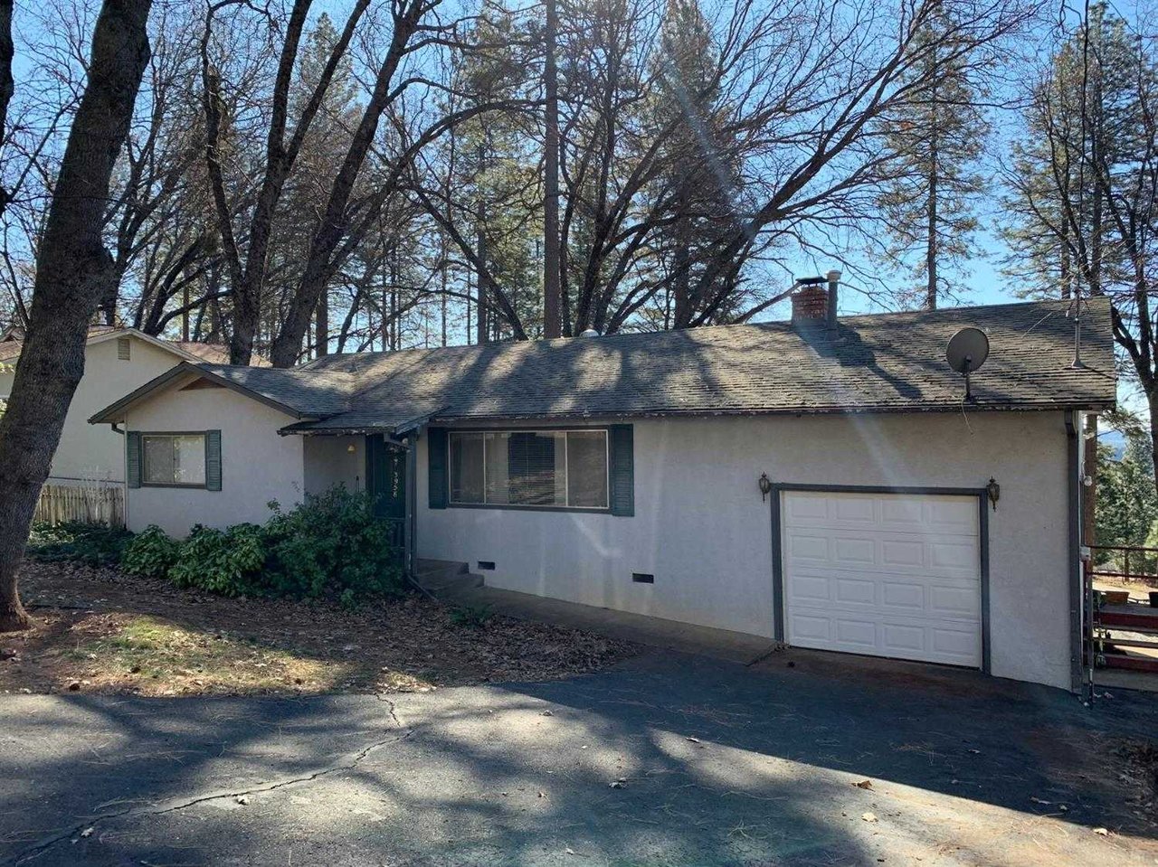 3958 Valley Vista Drive