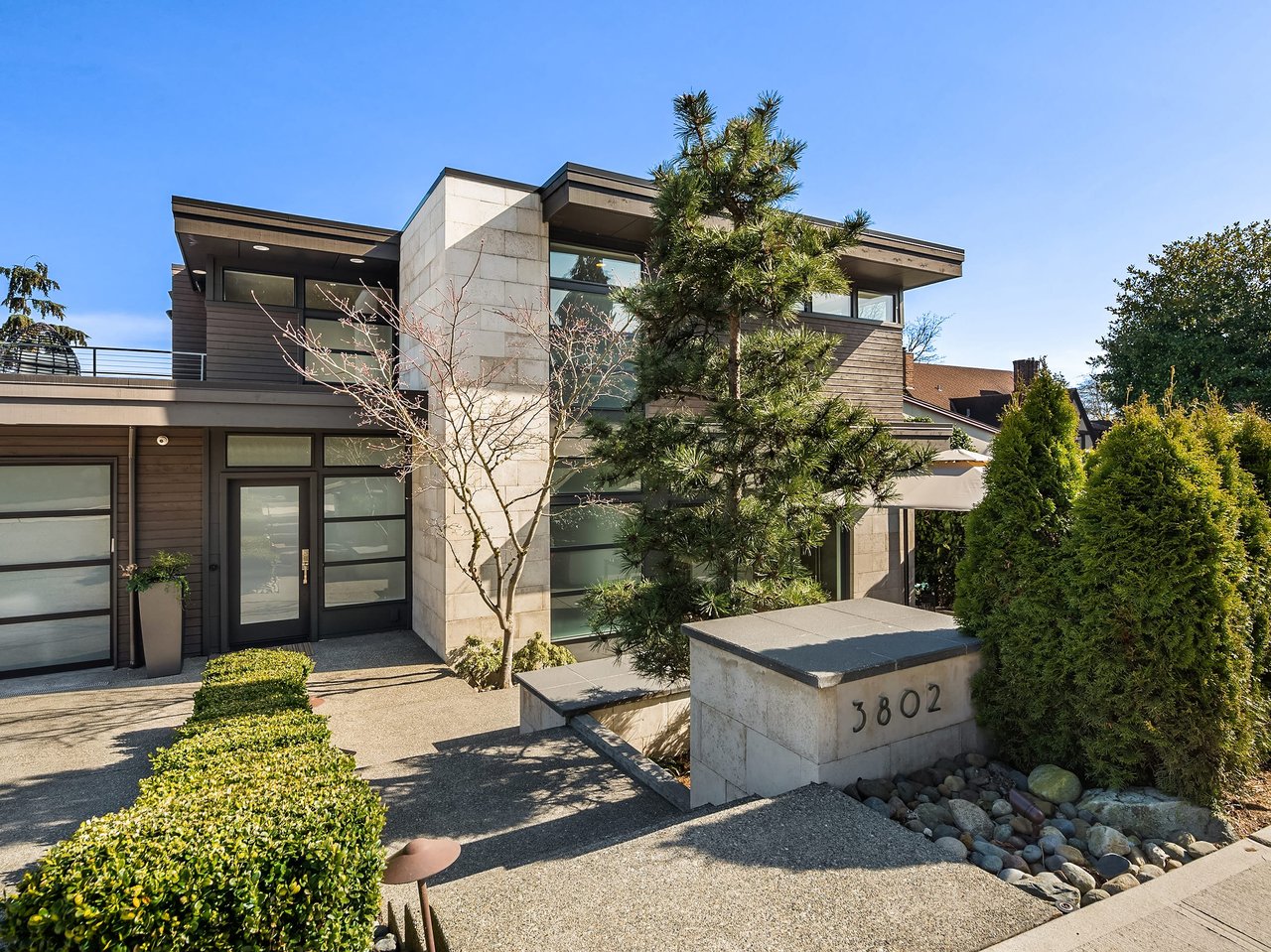 Captivating Laurelhurst Contemporary 