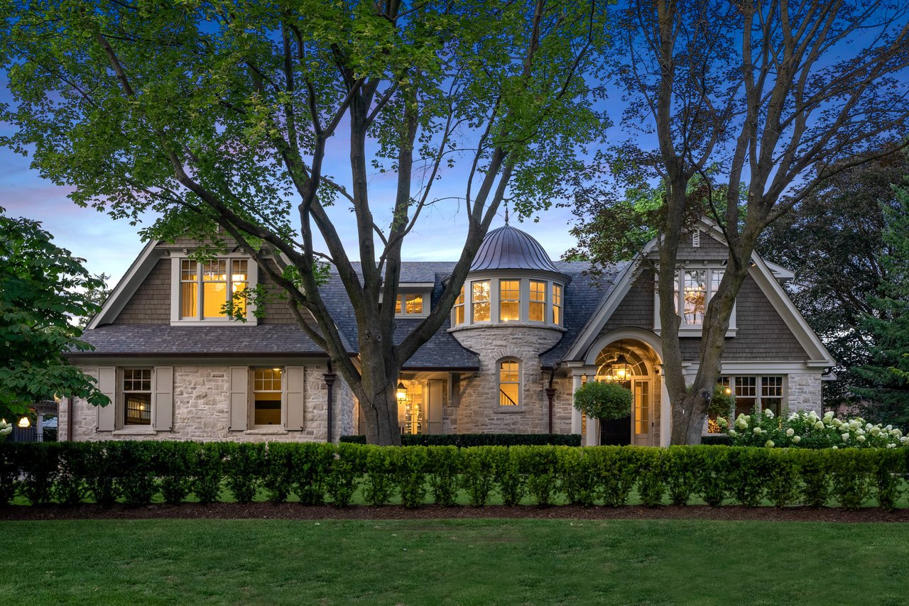 227 Burgundy Dr