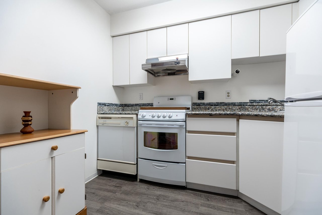 308-4990 Mcgeer Street, Vancouver