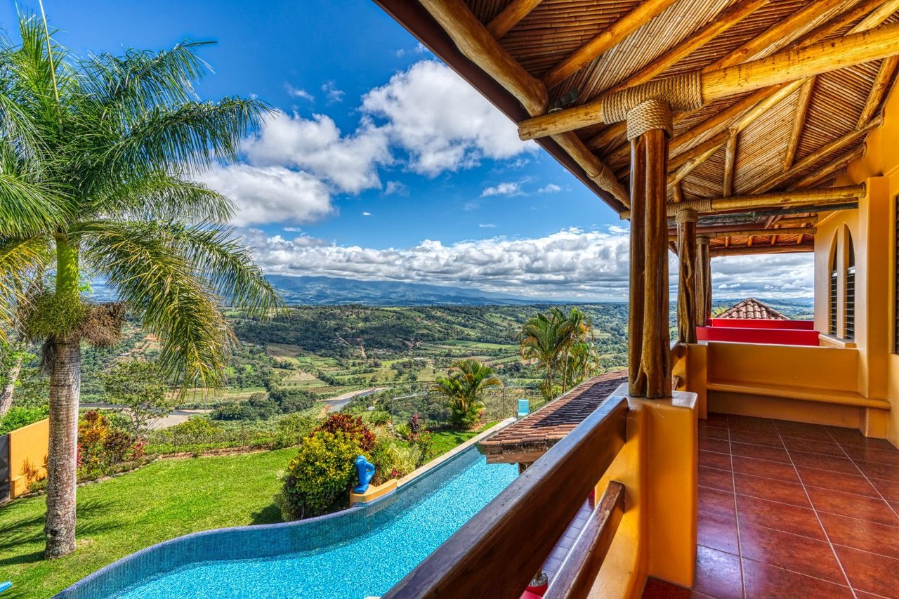 Grand Mountain View Estate, Perez Zeledon, San Jose