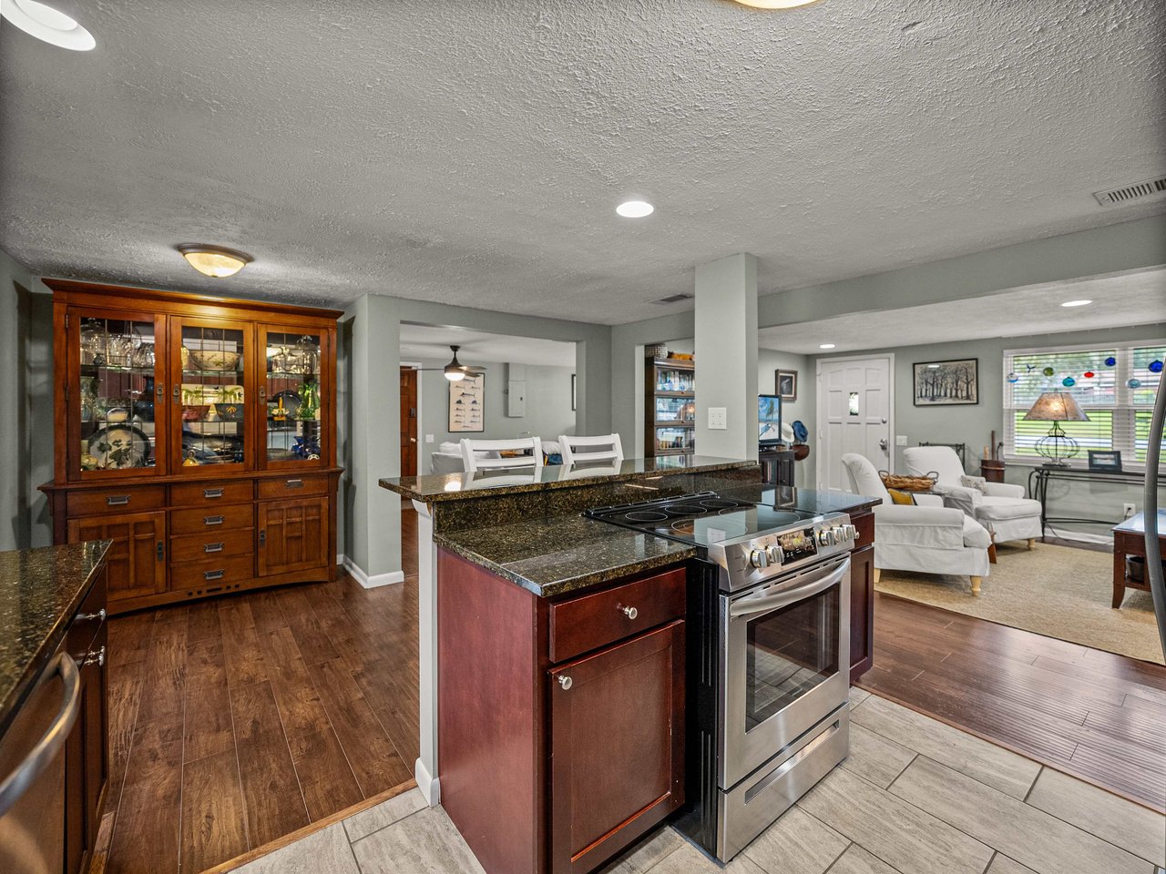 37403 VERO LN