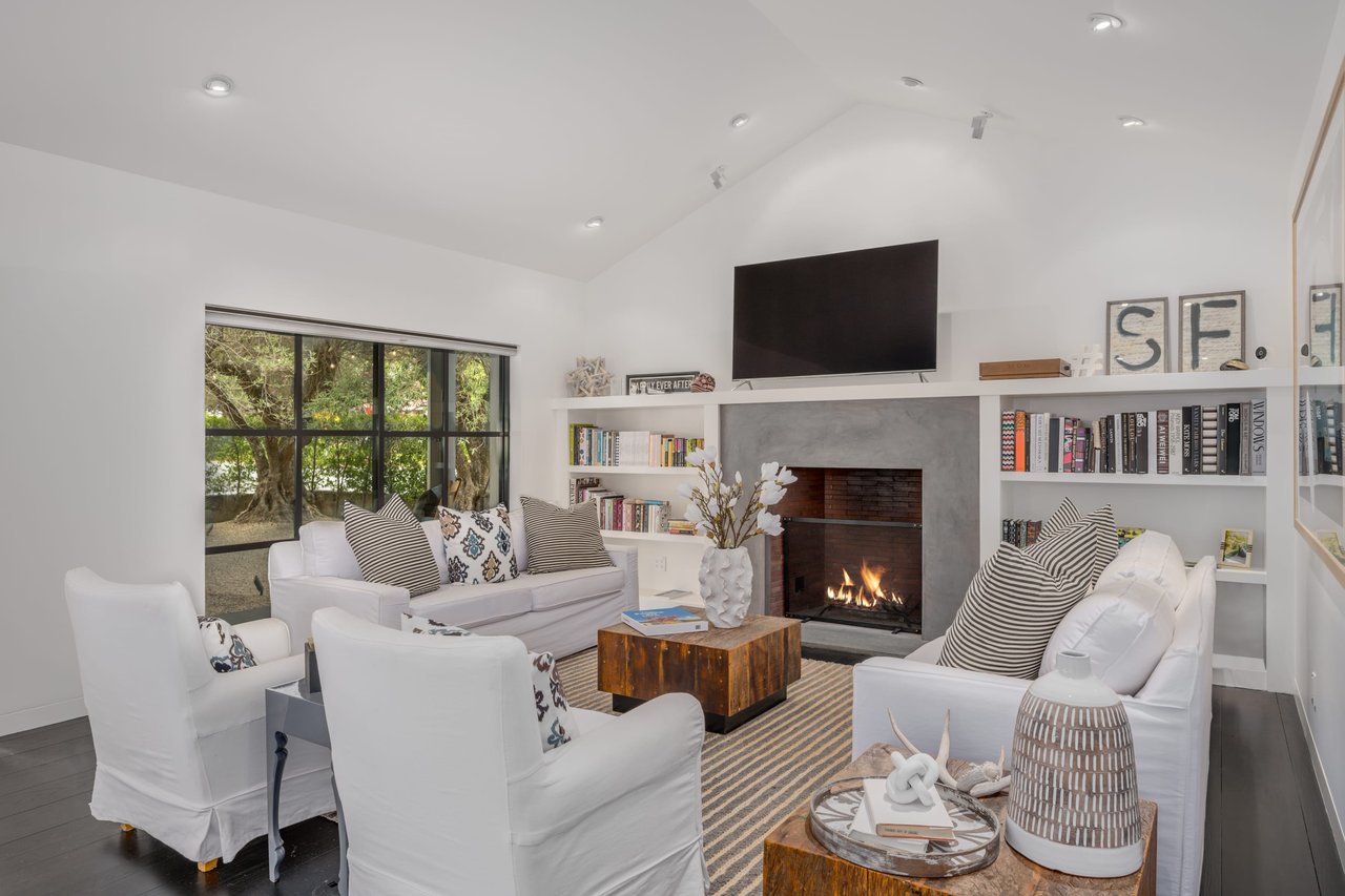 Hillview Place, St. Helena