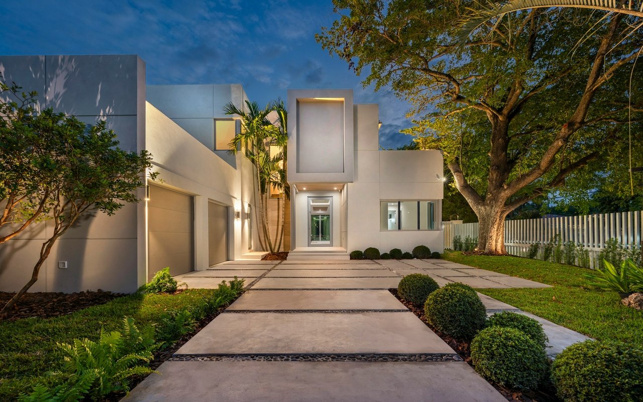 Curb Appeal Tips To Show Your Home In Its Best Light When Selling