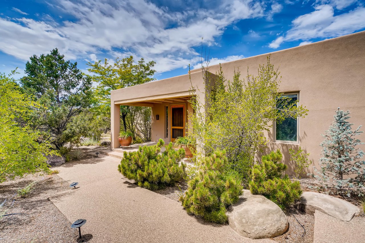 Las Campanas Estates