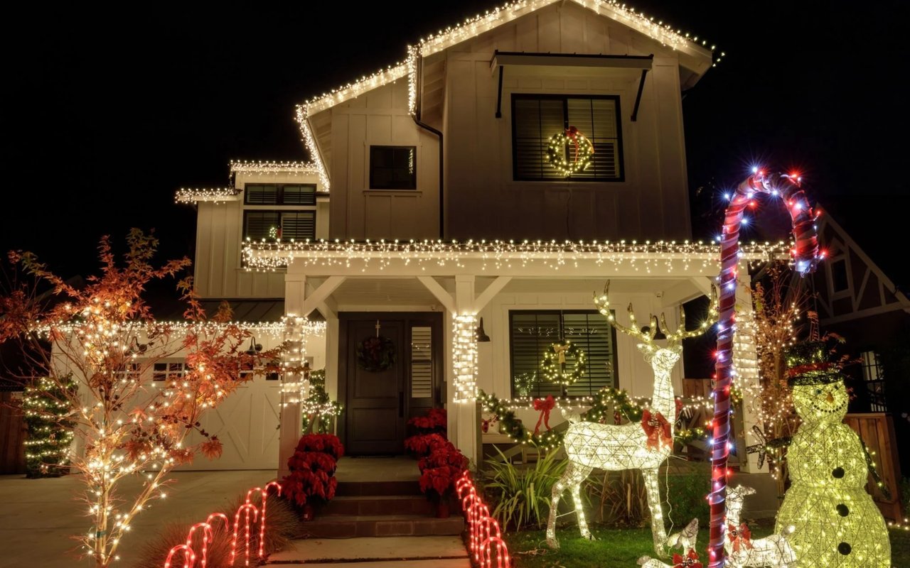 The Best Christmas Lights in the East Bay